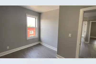 782 Hallett Street, Bridgeport, CT 06608 - Photo 3