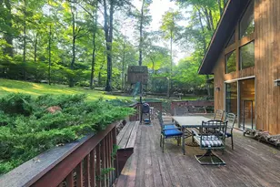 518 Woodbine Rd, Stamford, CT 06903 - Photo 23