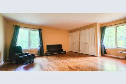 518 Woodbine Road, Stamford, CT 06903 - Photo 11