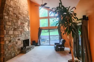 518 Woodbine Rd, Stamford, CT 06903 - Photo 9