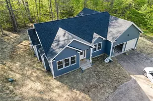 19 Ratlum Mountain Rd, Barkhamsted, CT 06063 - Photo 9