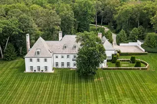 104 Dans Hwy, New Canaan, CT 06840 - Photo 1