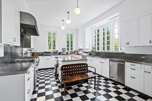 104 Dans Hwy, New Canaan, CT 06840 - Photo 15