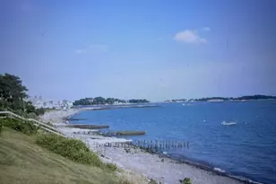 3 Crescent Bluff Ave, Branford, CT 06405 - Photo 5