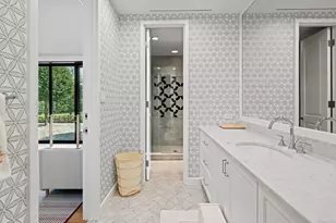 4900 Congress St, Fairfield, CT 06824 - Photo 31