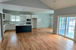 38 Liberty Ln, Enfield, CT 06082 - Photo 11