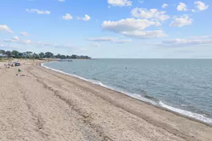 1410 S Pine Creek Rd, Fairfield, CT 06824 - Photo 15