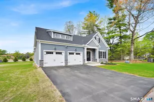 39 Liberty Ln, Enfield, CT 06082 - Photo 5