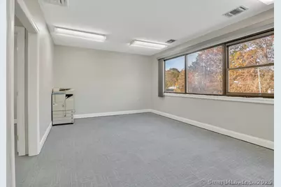 325 Chamberlain Highway #8, Meriden, CT 06451 - Photo 17