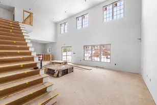 160 Bee St, Meriden, CT 06450 - Photo 5