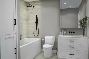 160 Bee St, Meriden, CT 06450 - Photo 23