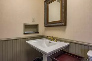 3 Essex Sq, Essex, CT 06426 - Photo 23