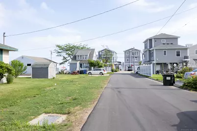 7 Saye Street, Old Saybrook, CT 06475 - Photo 3