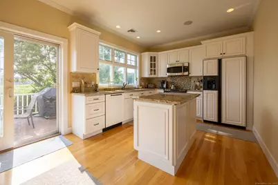 7 Saye Street, Old Saybrook, CT 06475 - Photo 5