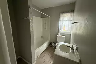 118 Cherry Ann St, New Haven, CT 06514 - Photo 9