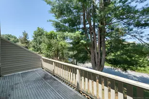 118 Sheraton Ln, Norwich, CT 06360 - Photo 3