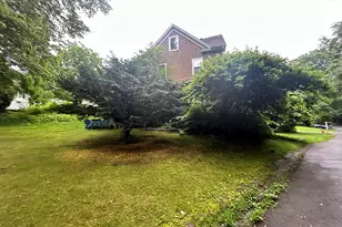 578 Columbia Blvd Ext, Waterbury, CT 06704 - Photo 9