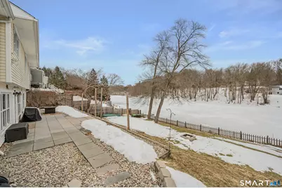 98 Campbell Avenue, Vernon, CT 06066 - Photo 9