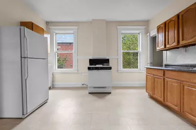 29 Belden Street #3, Hartford, CT 06120 - Photo 5