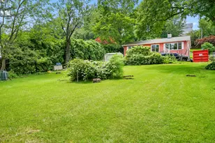 44 N Lake Shore Dr, Brookfield, CT 06804 - Photo 11