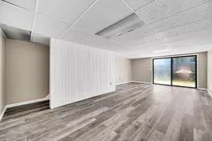 312 Monticello Dr, Branford, CT 06405 - Photo 17