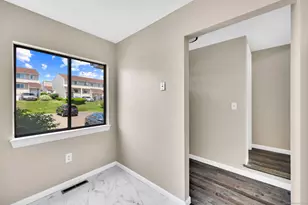 312 Monticello Dr, Branford, CT 06405 - Photo 9