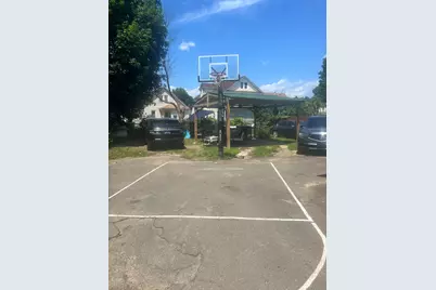 70 Burnham Street, Hartford, CT 06112 - Photo 15