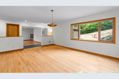 18 Spice Bush Lane, Branford, CT 06405 - Photo 15