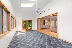 18 Spice Bush Ln, Branford, CT 06405 - Photo 19