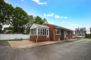 1129 Ocean Ave, New London, CT 06320 - Photo 21