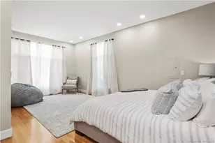 345 Governors Ln, Fairfield, CT 06824 - Photo 21