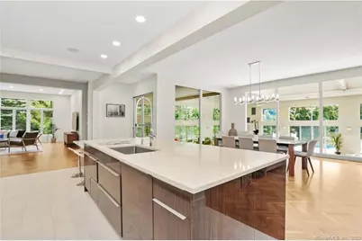 345 Governors Lane, Fairfield, CT 06824 - Photo 17