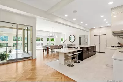 345 Governors Lane, Fairfield, CT 06824 - Photo 15