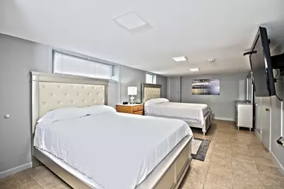 1137 Ocean Avenue, New London, CT 06320 - Photo 11