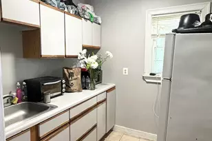 49 Prospect St, Meriden, CT 06451 - Photo 9