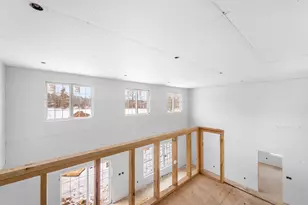 170 Bee St, Meriden, CT 06450 - Photo 11
