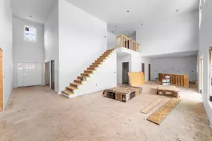 170 Bee St, Meriden, CT 06450 - Photo 9