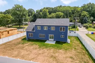 180 Bee St, Meriden, CT 06450 - Photo 5