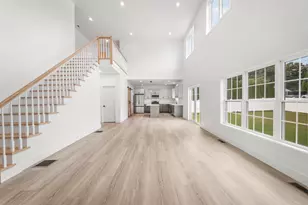 180 Bee St, Meriden, CT 06450 - Photo 11