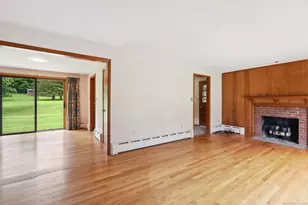 77 Old Middle Rd, Brookfield, CT 06804 - Photo 11