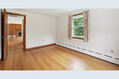 77 Old Middle Road, Brookfield, CT 06804 - Photo 17