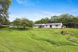 77 Old Middle Rd, Brookfield, CT 06804 - Photo 3