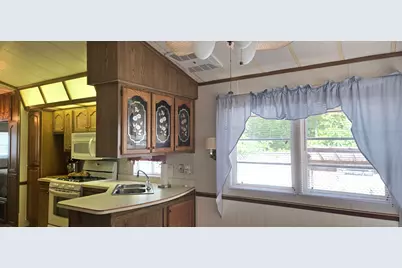 306 Old Colchester Road #197, Salem, CT 06420 - Photo 5