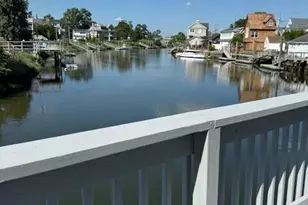 2142 Fairfield Beach Rd, Fairfield, CT 06824 - Photo 17