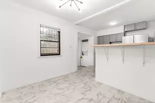 238 Larkin Ct, Stratford, CT 06615 - Photo 7