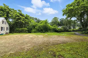 398 Boston Post Rd, Waterford, CT 06385 - Photo 5