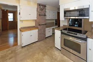 46 Hemlock Dr, Deep River, CT 06417 - Photo 9