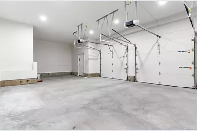 281 East Avenue, Norwalk, CT 06855 - Photo 37