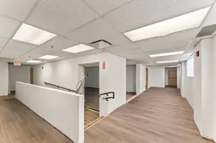 216 Crown St, New Haven, CT 06510 - Photo 5