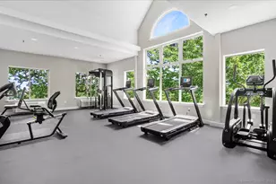 135 Gold Star Hwy, Groton, CT 06340 - Photo 5